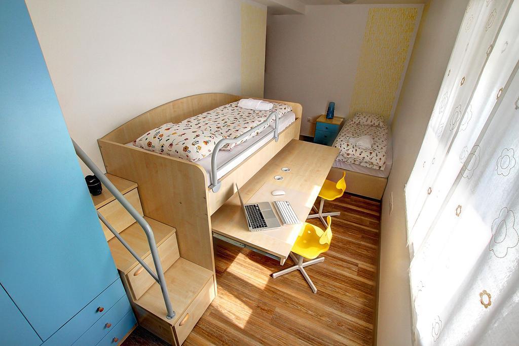 Apartment Vita Near Terme Paradiso Dobova Bagian luar foto